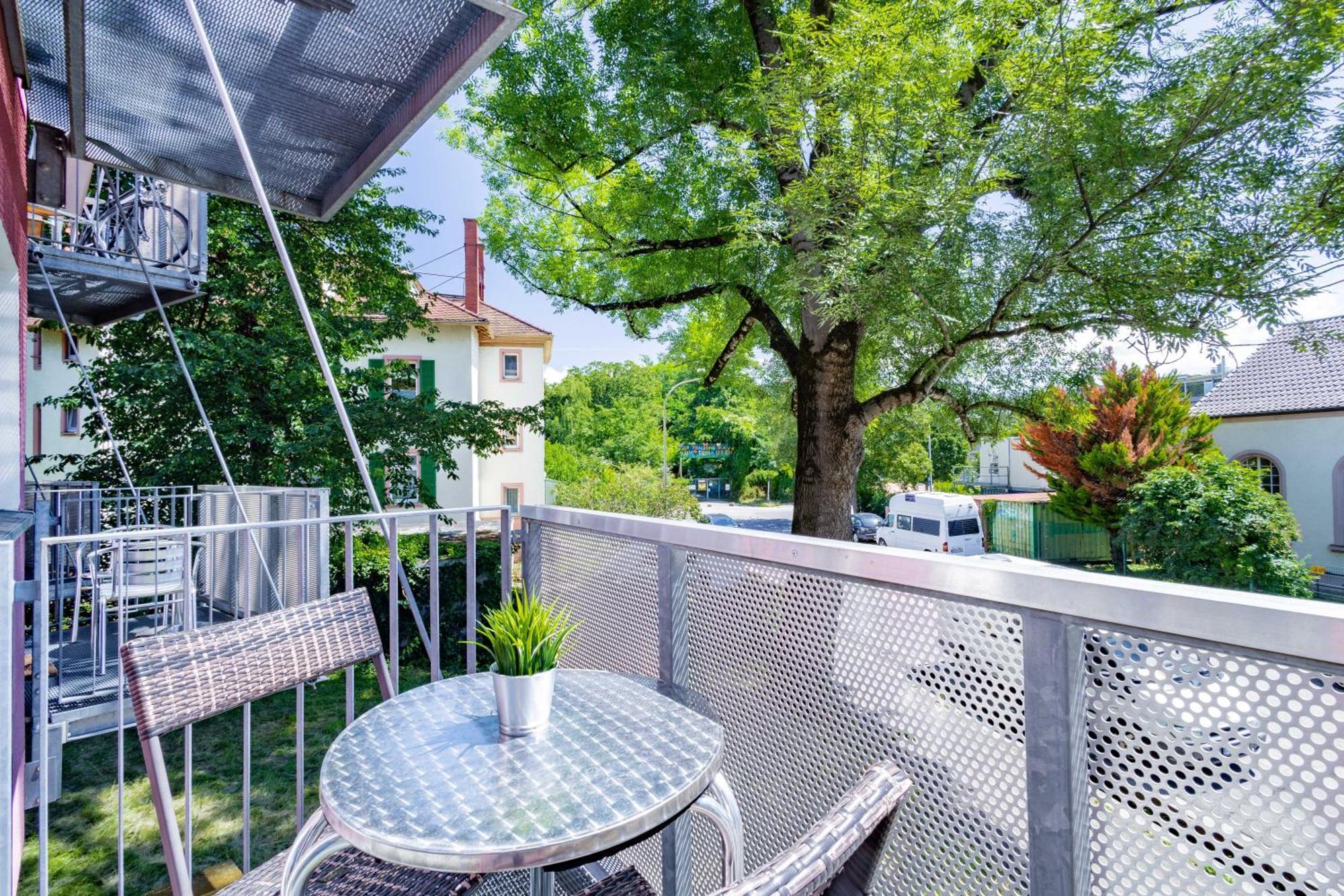 Business Apartment Am Hauptbahnhof Freiburg im Breisgau Buitenkant foto